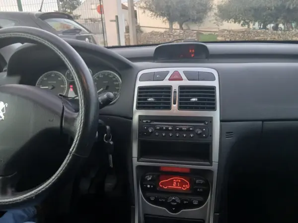 Peugeot 307 Break 1.4 HDi XT 8