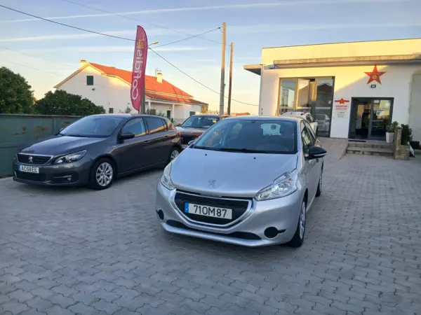 Peugeot 208 1.4 HDi 2