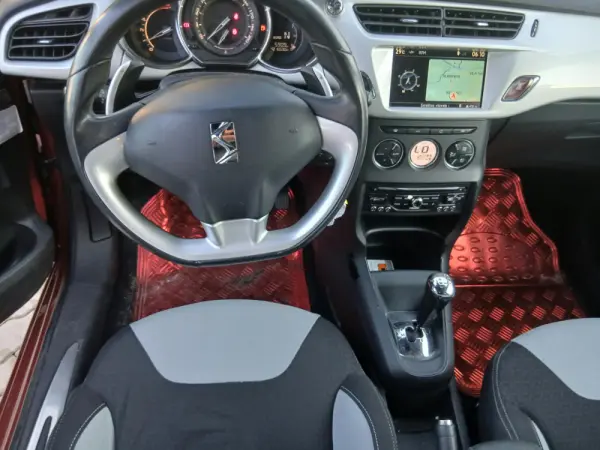 Citroen DS3 1.4 e-HDi Chic CMP 6