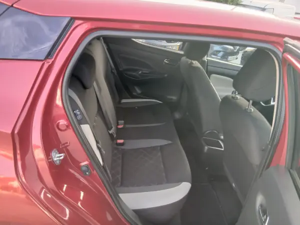 Nissan Micra 1.0 IG-T N-Connecta 9