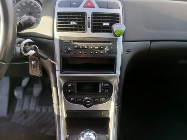 Peugeot 307 1.4 16V Executive 10