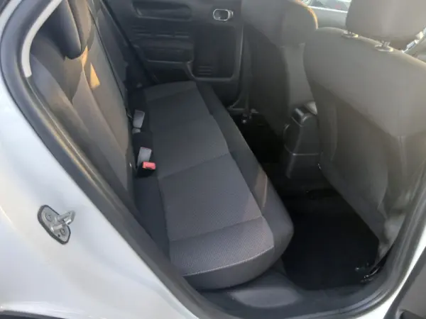 Citroen C4 Cactus Outro 13