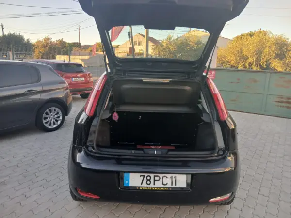 Fiat Punto 1.2 Easy S&S 15