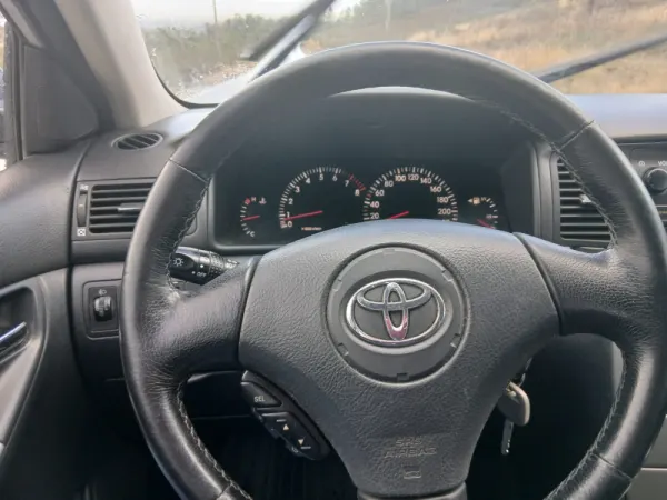 Toyota Corolla 1.4 VVT-i 10