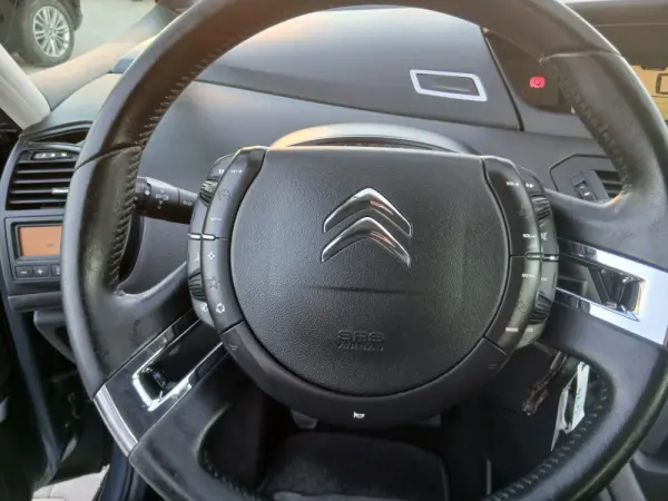 Citroen C4 Picasso 1.6 HDi Exclusive 135g 6