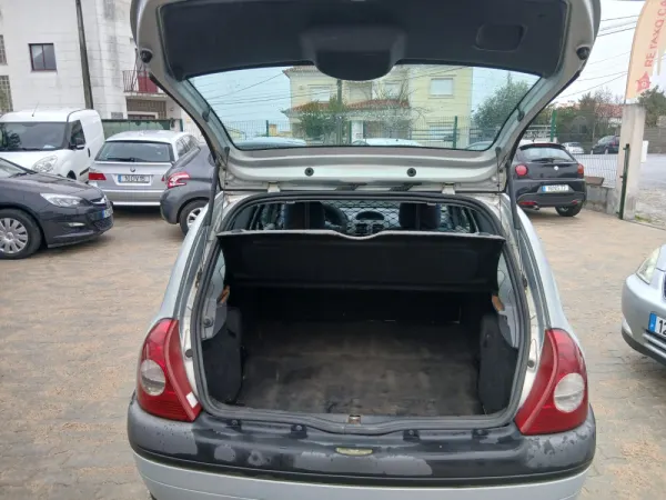 Renault Clio 1.9 D RN 7