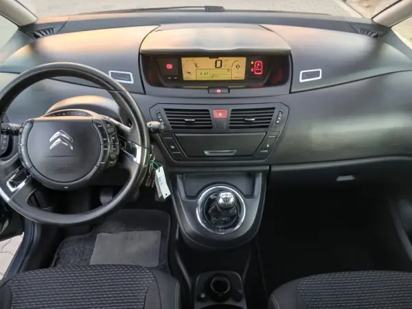 Citroen C4 Picasso 1.6 HDi Exclusive 135g 5