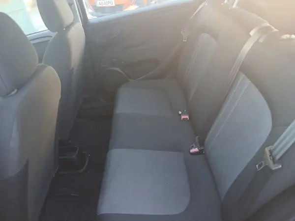 Fiat Punto 1.2 Easy S&S 14