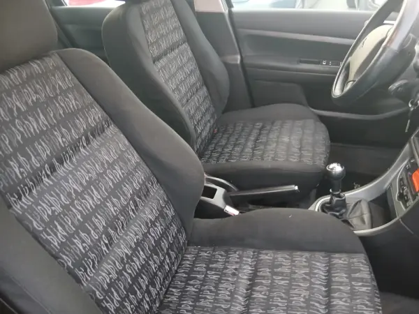 Peugeot 307 Break 1.4 HDi XT 11