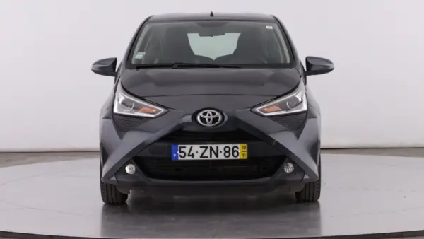 Toyota Aygo X 1.0 X-Play Plus MM 6