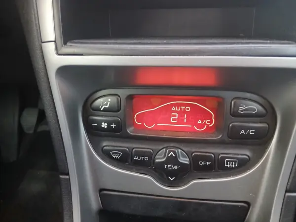 Peugeot 307 Break 1.4 HDi XT 7