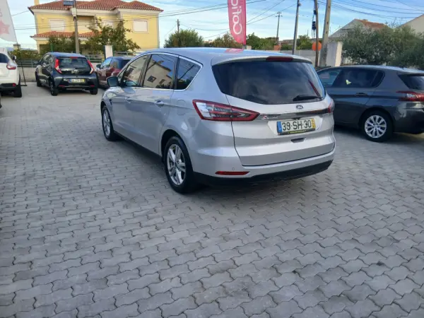 Ford S-Max 2.0 TDCi Trend 29