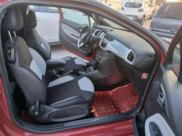 Citroen DS3 1.4 e-HDi Chic CMP 11