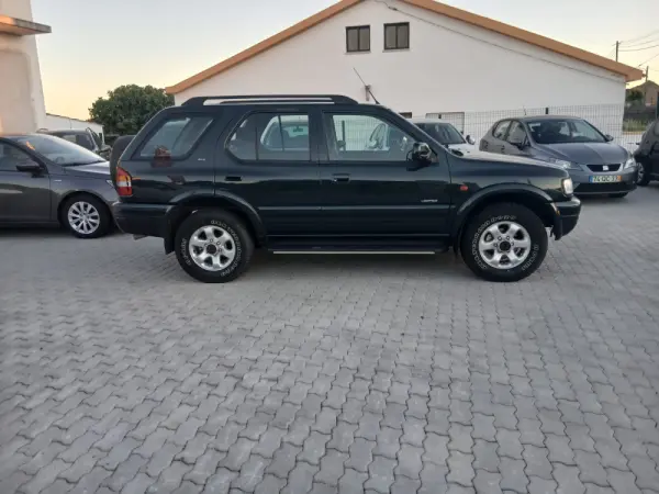 Opel Frontera 2.2 DTi 2
