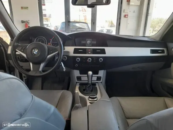 BMW 520 dA Touring 13