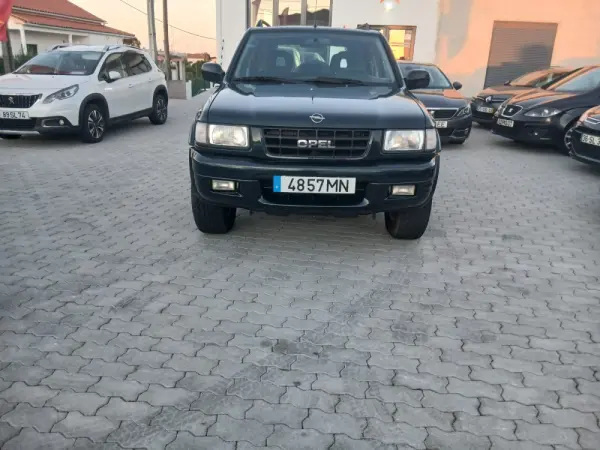 Opel Frontera 2.2 DTi 6