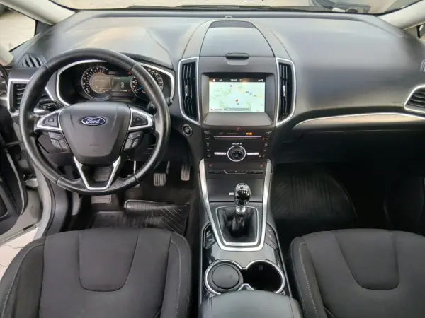 Ford S-Max 2.0 TDCi Trend 37