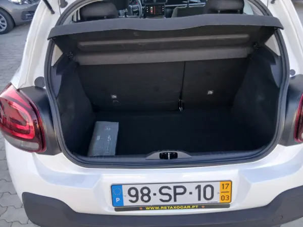 Citroen C3 1.2 PureTech Shine 10