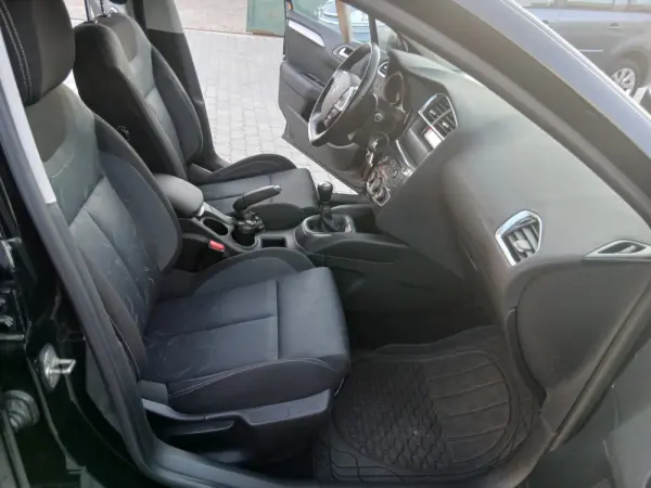 Citroen C4 1.6 HDi Business 10