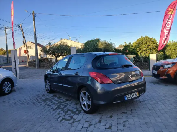 Peugeot 308 1.6 HDi Executive 5