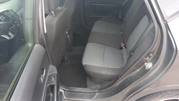 Kia Ceed SW 1.6 CRDi 11