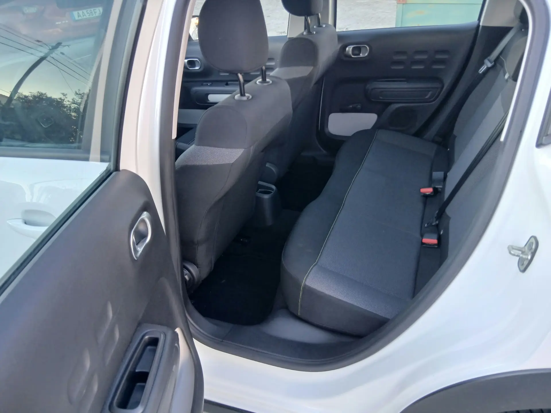 Citroen C3 1.2 PureTech Shine 9
