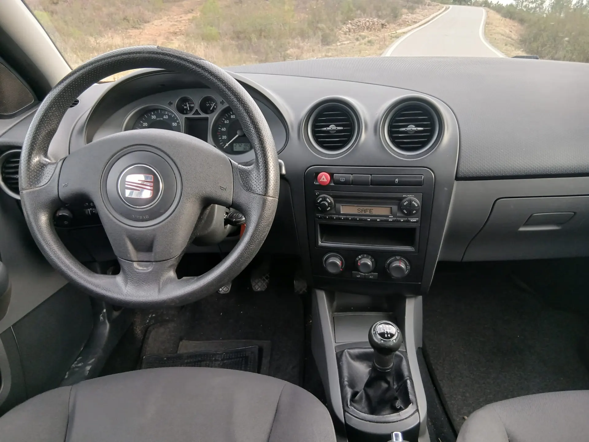 SEAT Ibiza 1.2 12V Reference 4