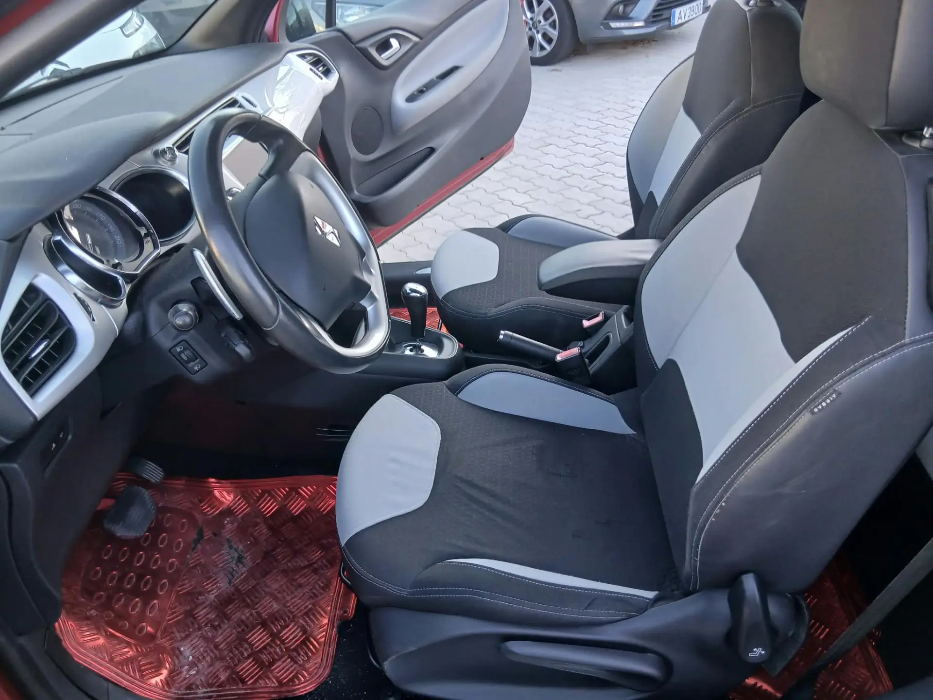 Citroen DS3 1.4 e-HDi Chic CMP 10