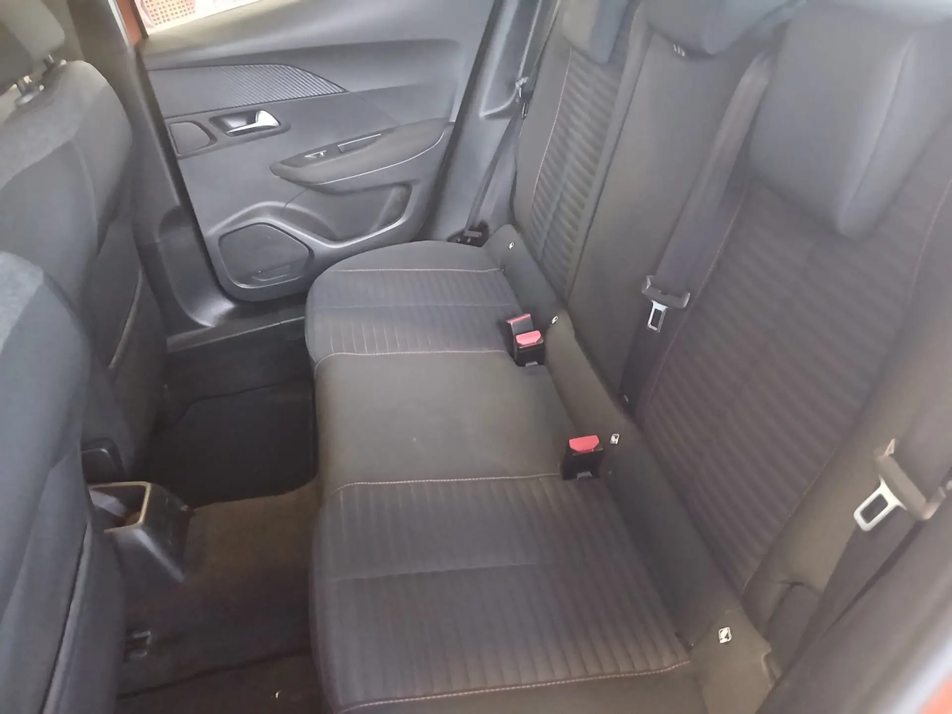 Peugeot 2008 1.2 PureTech Active Pack 12