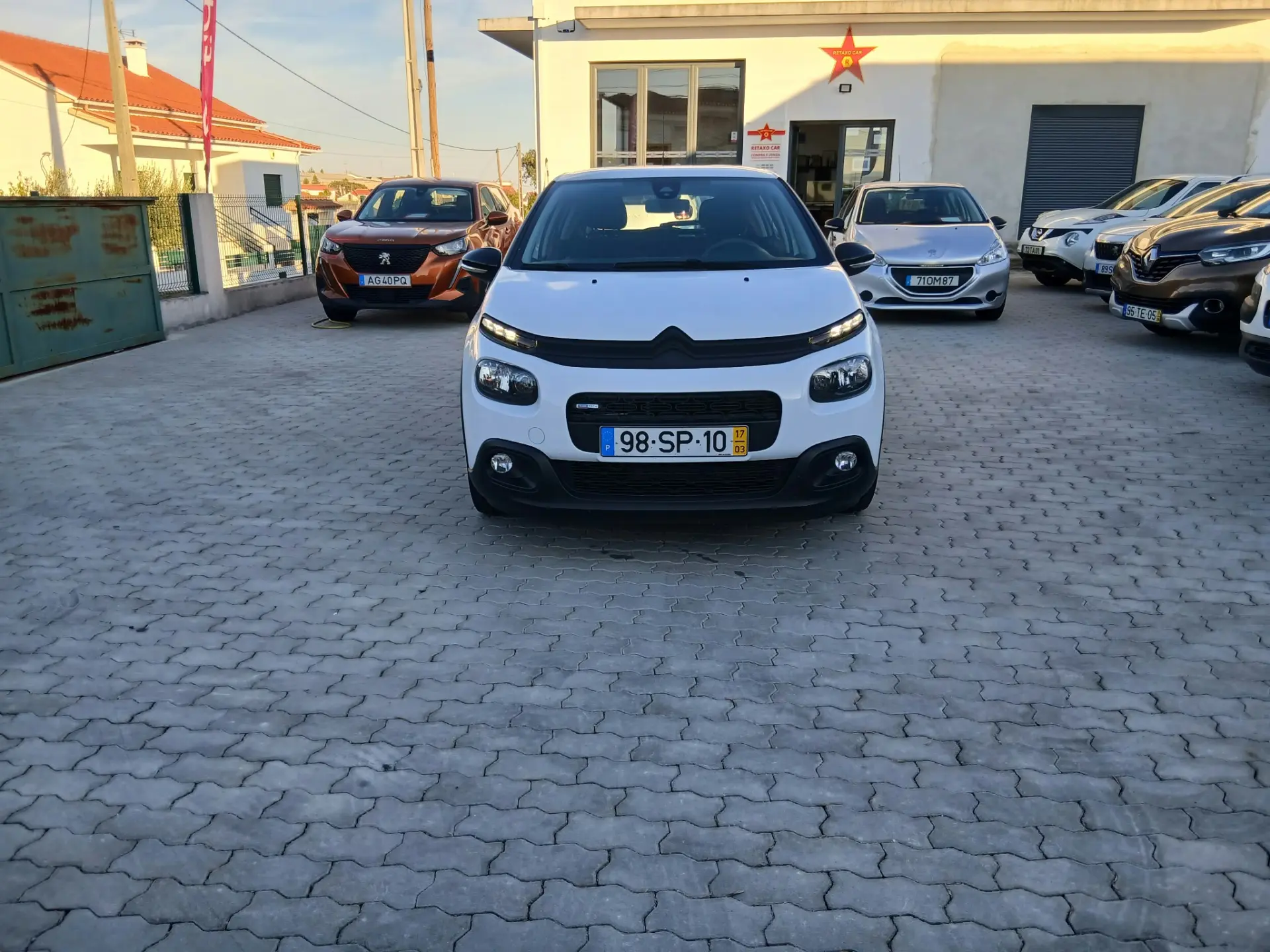 Citroen C3 1.2 PureTech Shine 4