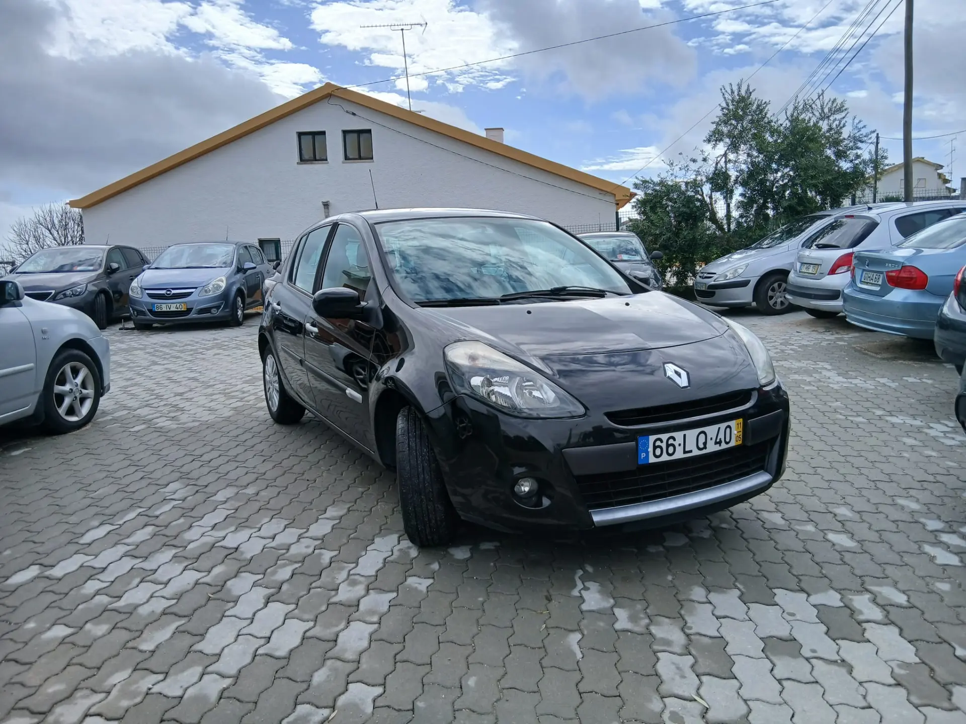Renault Clio 1.2 16V Confort 2