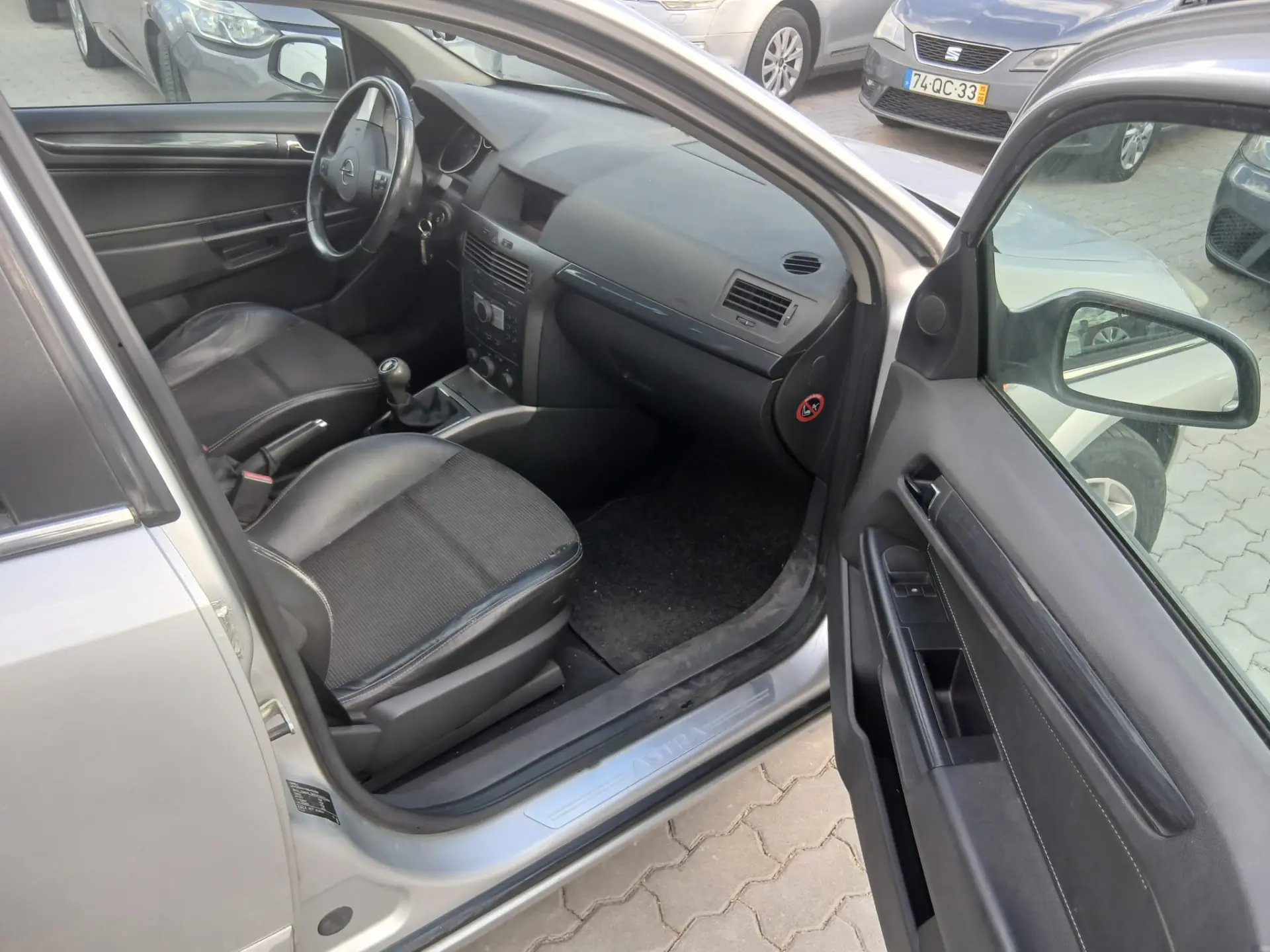 Opel Astra 1.9 CDTI Cosmo 12