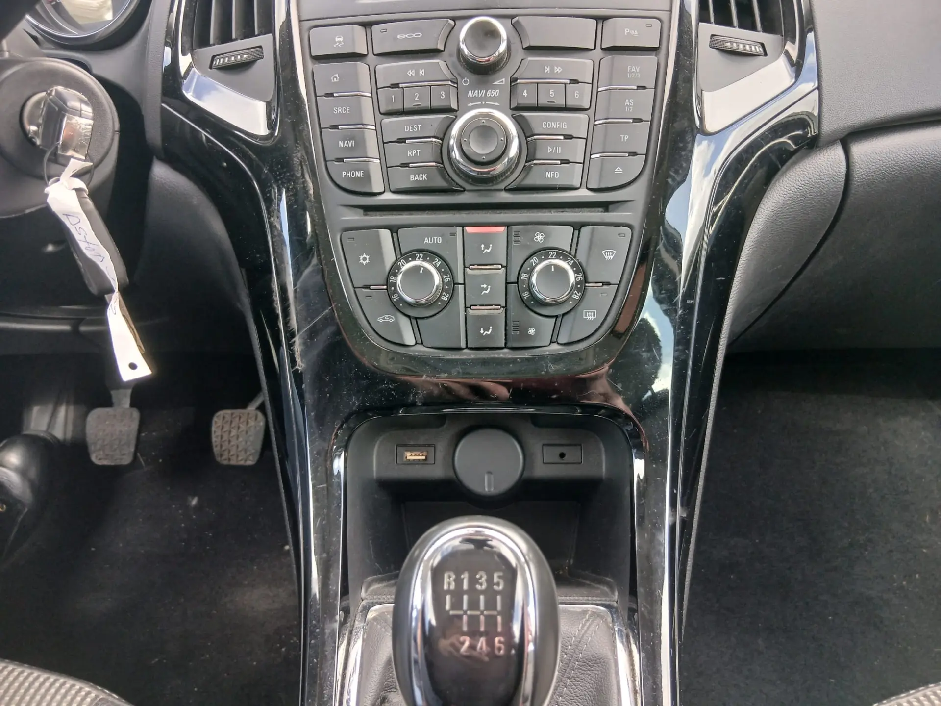 Opel Astra Sports Tourer Outro 7