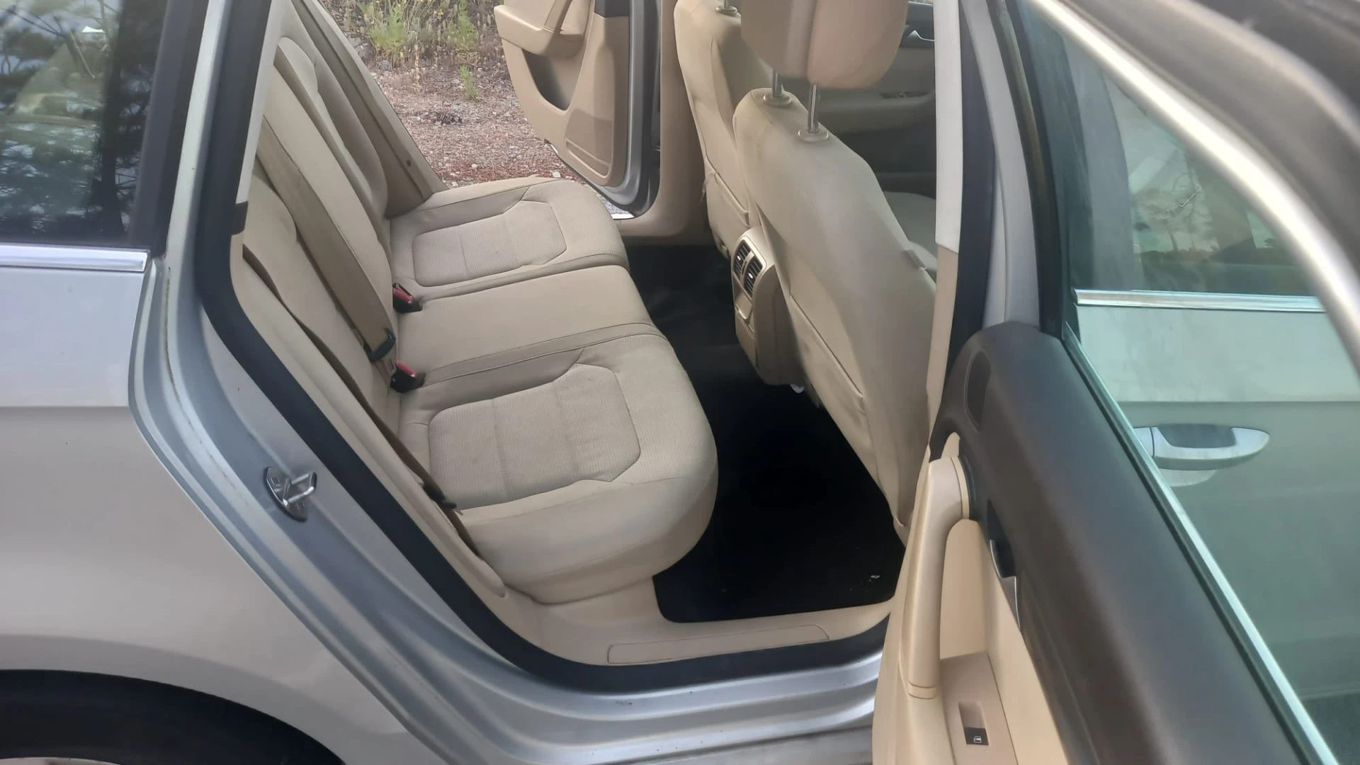 Volkswagen Passat 1.6 TDI BlueMotion 12