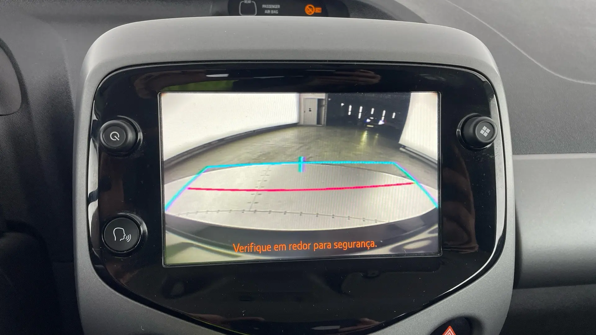 Toyota Aygo X 1.0 X-Play Plus MM 11