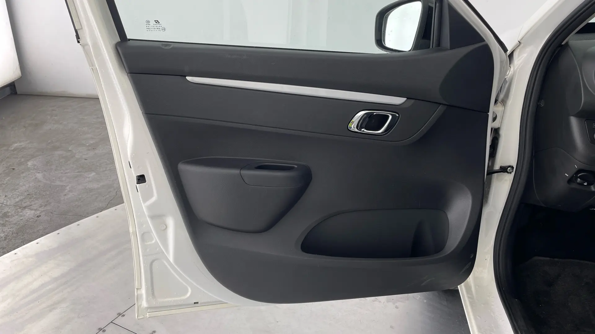 Dacia Spring Electric 45 Essential 19