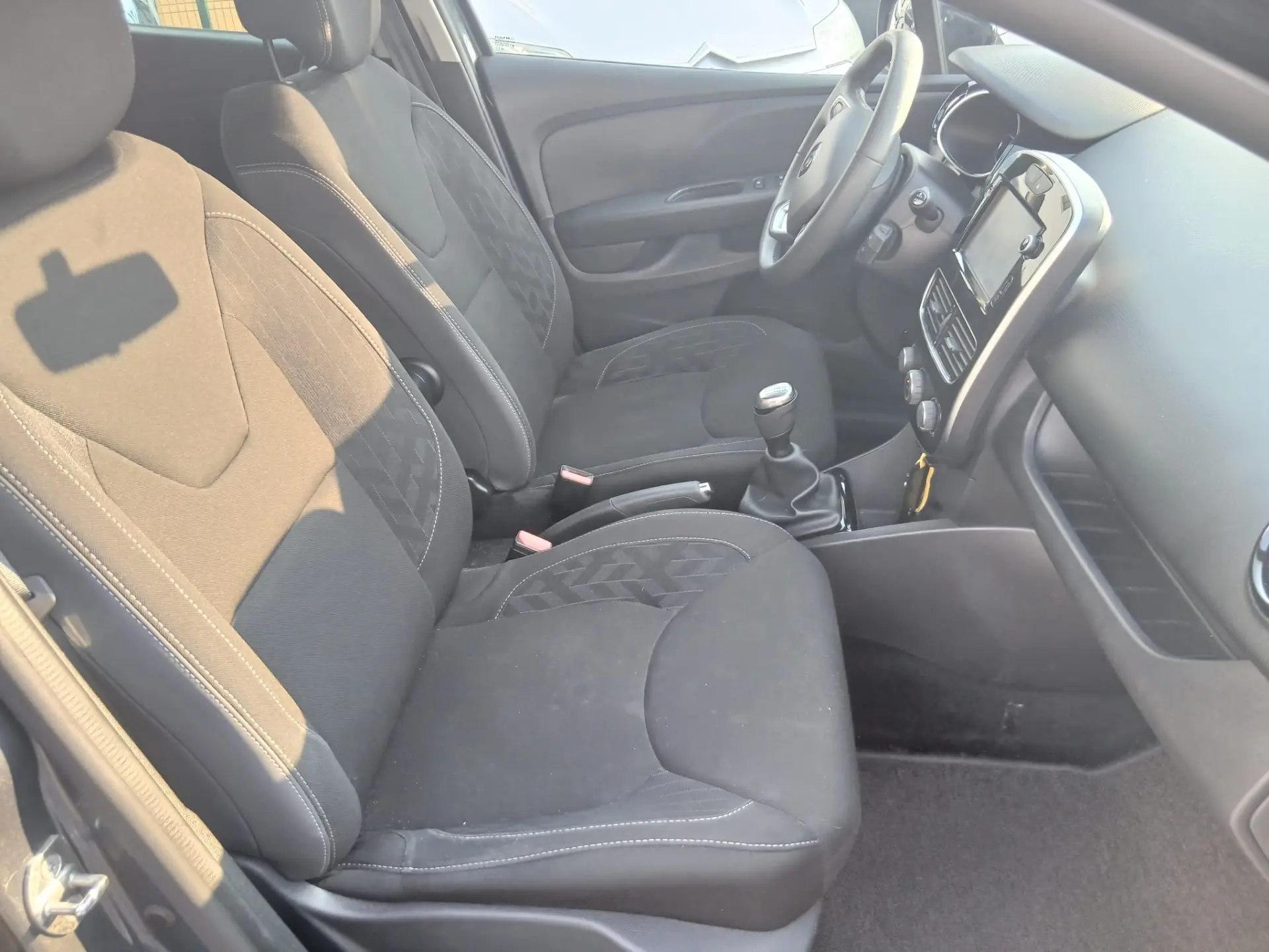 Renault Clio 0.9 TCE 6