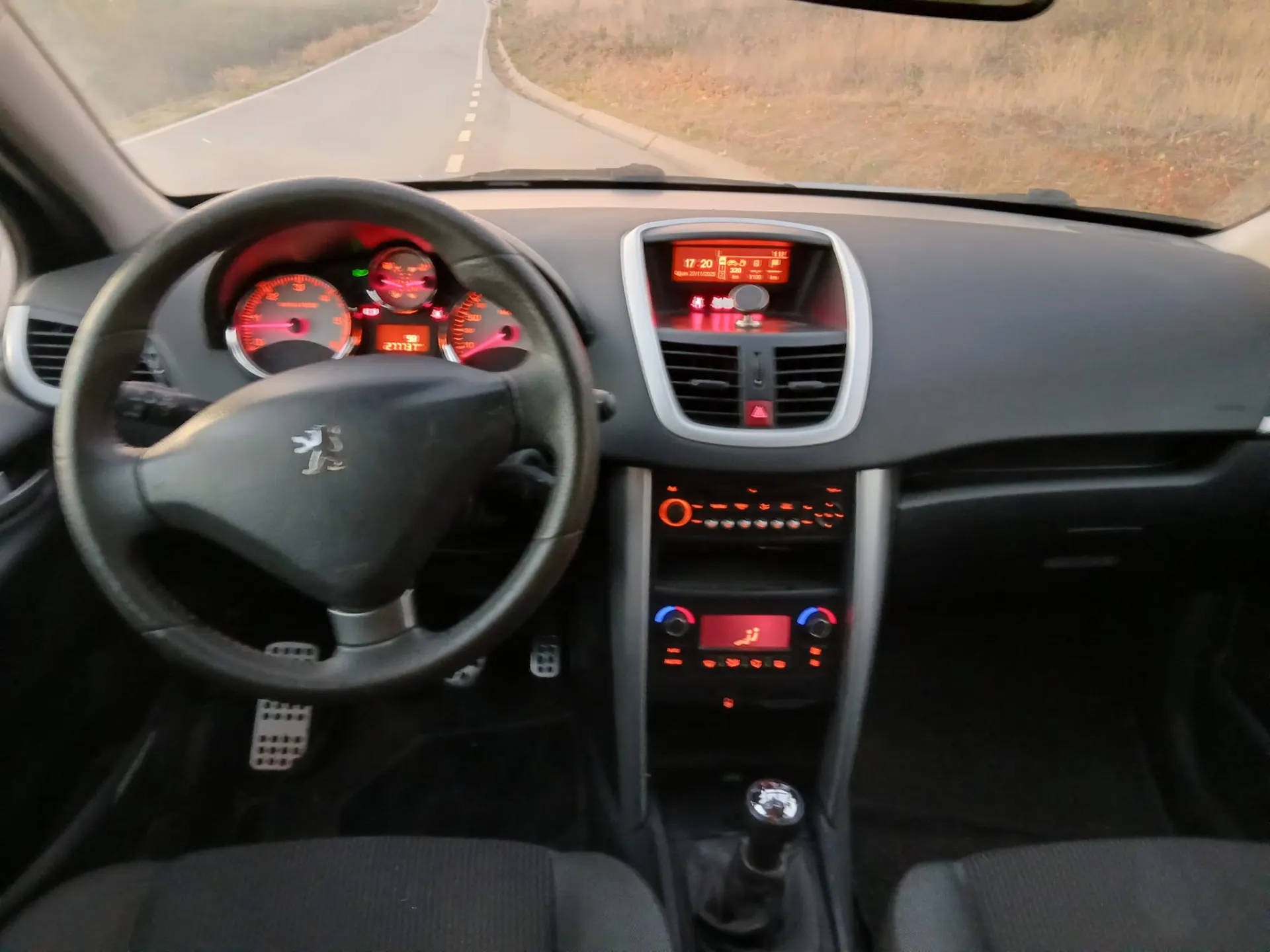 Peugeot 207 1.4 HDi Active 7