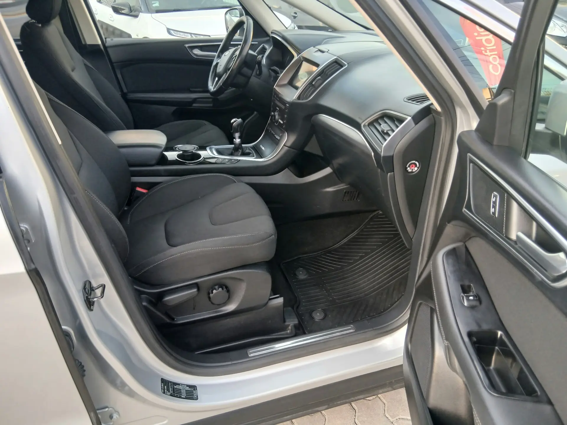 Ford S-Max 2.0 TDCi Trend 8