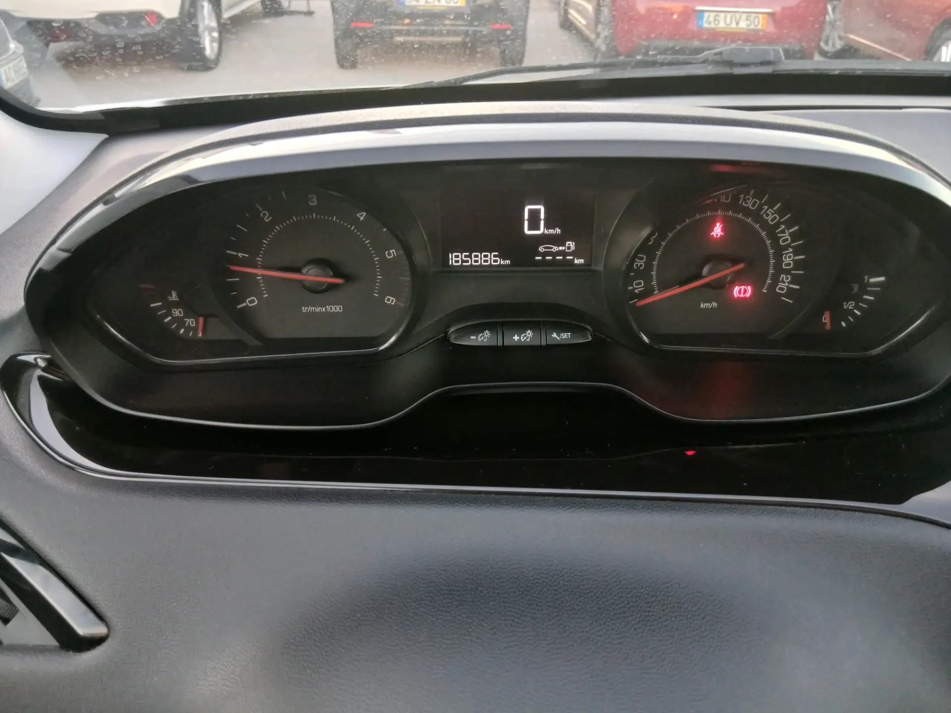 Peugeot 208 1.4 HDi 17