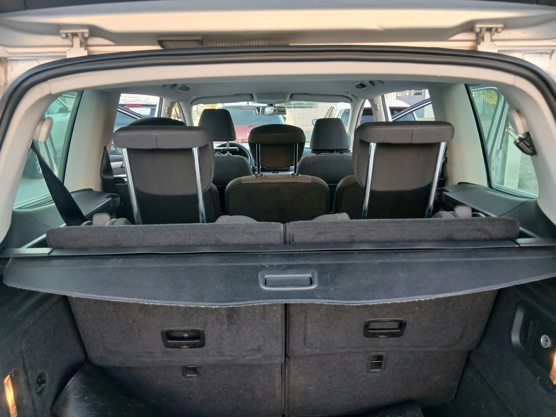 Volkswagen Sharan 2.0 TDI 14