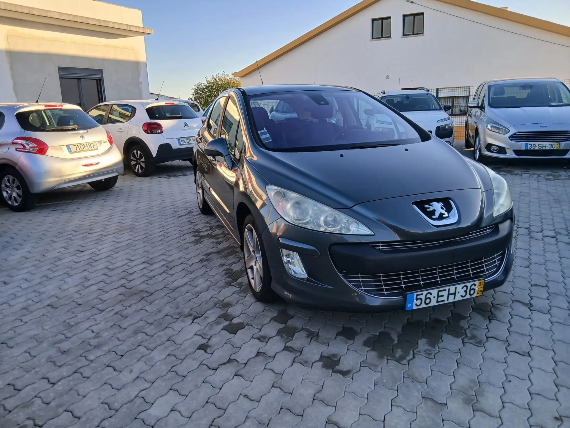 Peugeot 308 1.6 HDi Executive 1