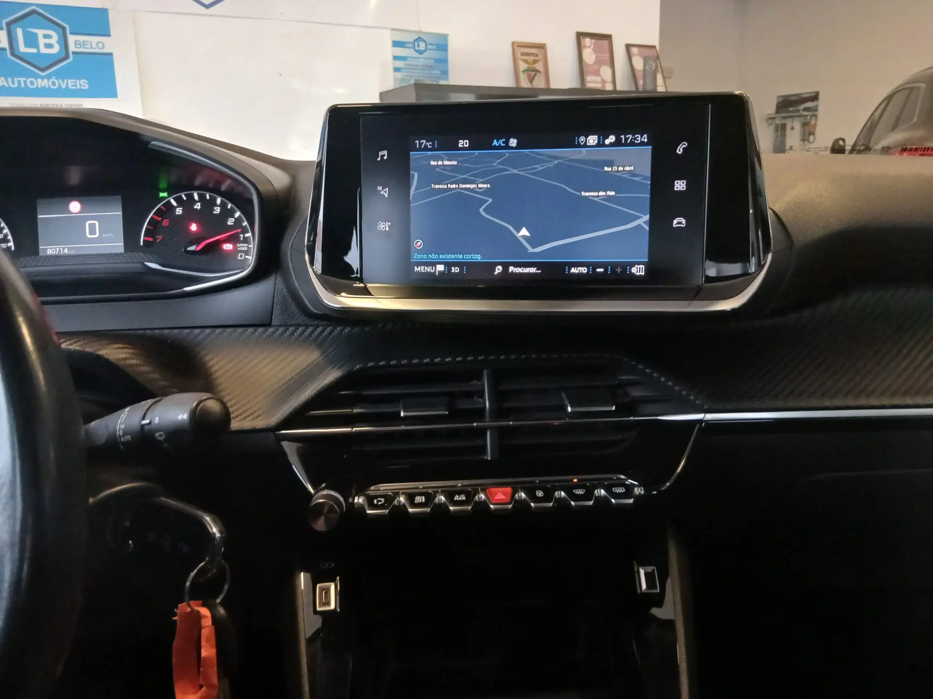 Peugeot 2008 1.2 PureTech Active Pack 7