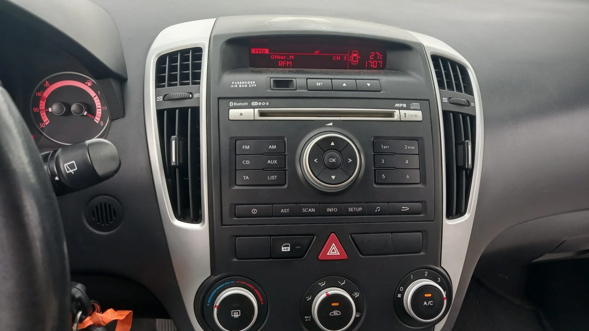 Kia Ceed SW 1.6 CRDi 14