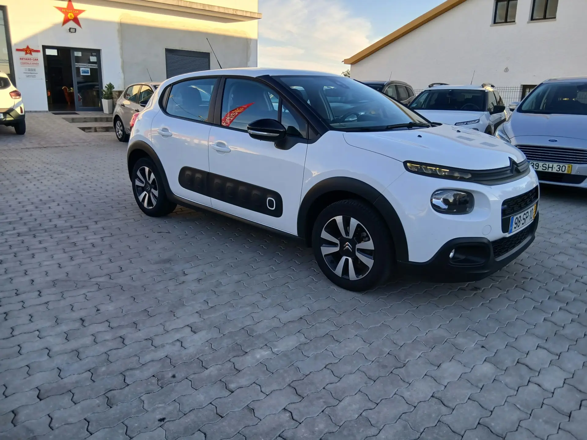 Citroen C3 1.2 PureTech Shine 2