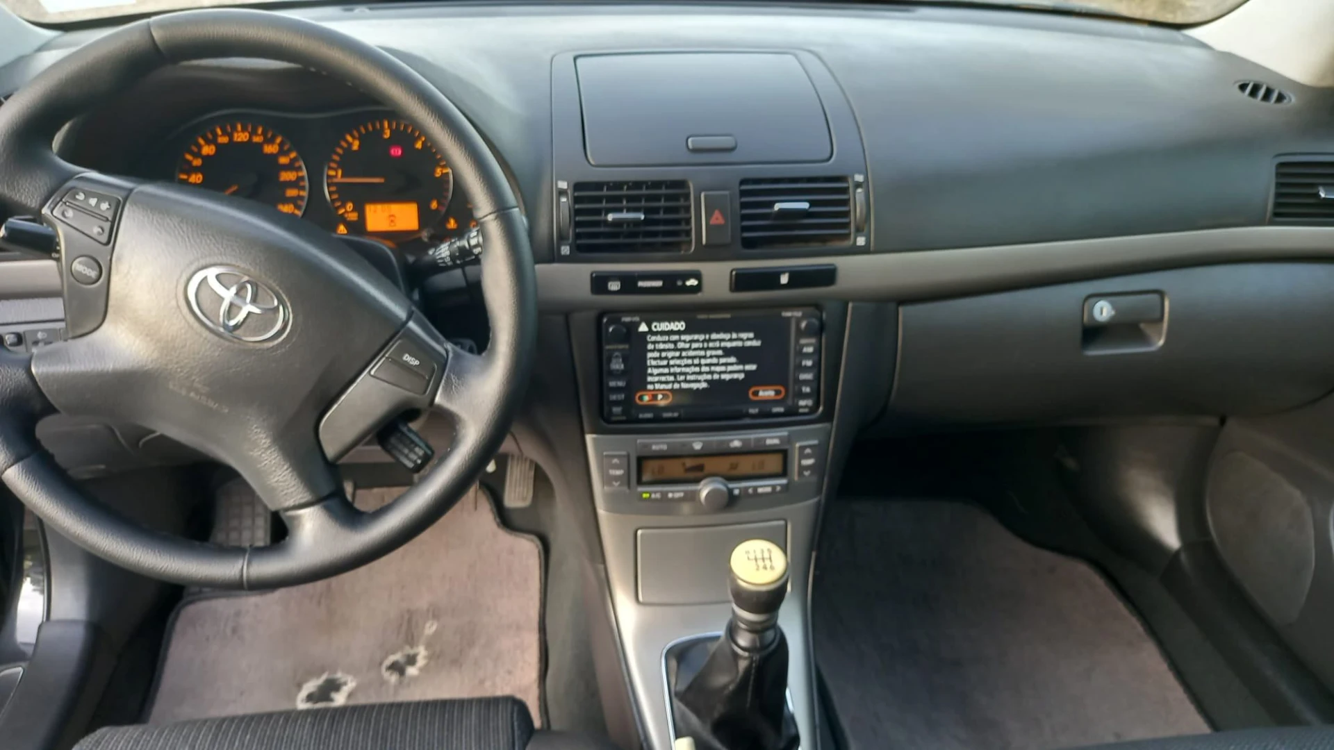 Toyota Avensis SW 2.0 D-4D Sol+GPS 8