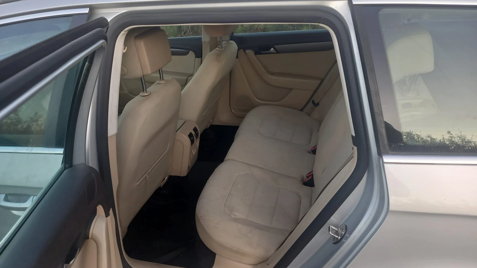 Volkswagen Passat 1.6 TDI BlueMotion 13