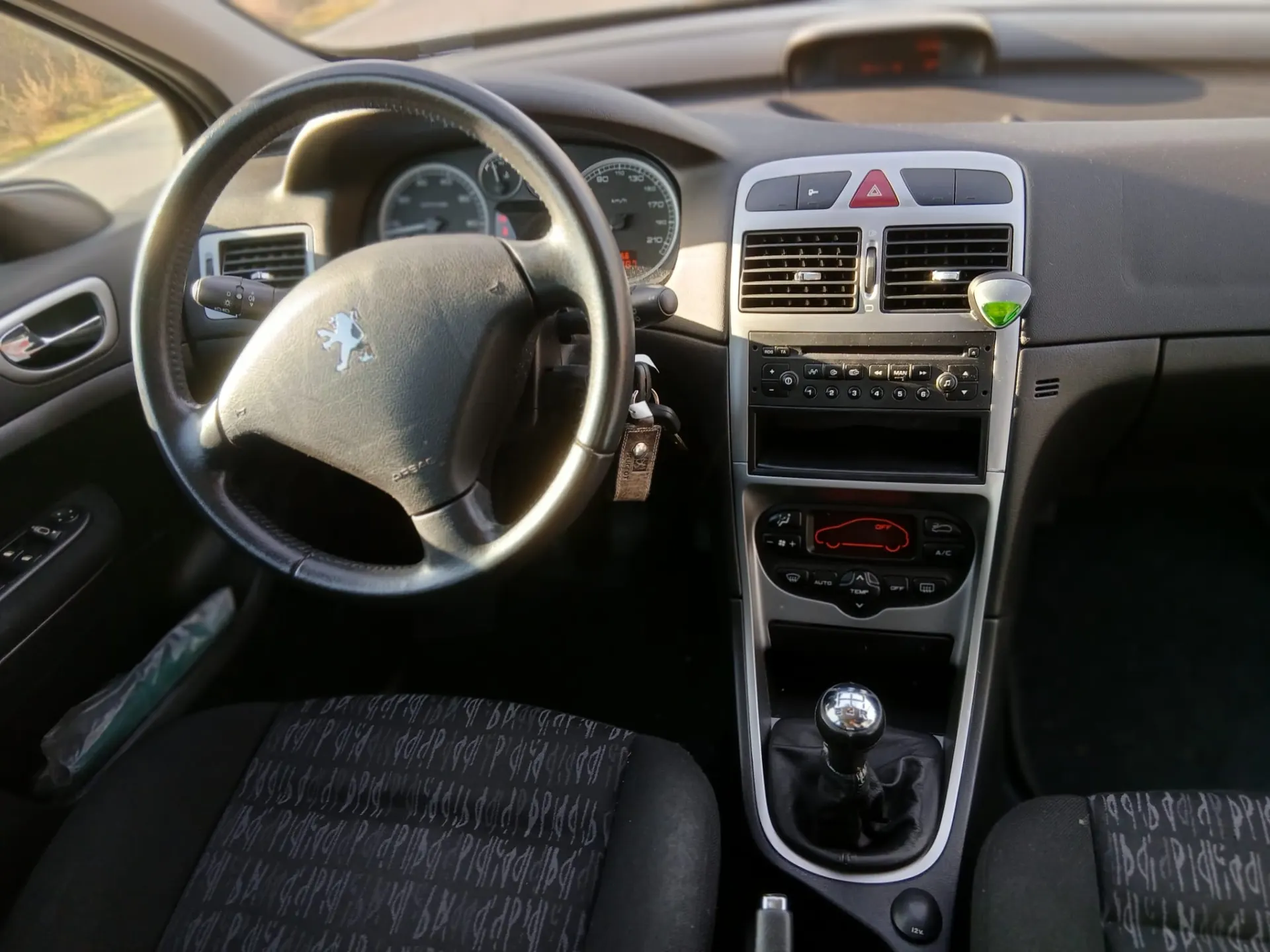 Peugeot 307 1.4 16V Executive 8