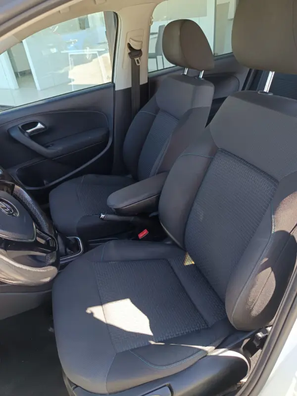 Volkswagen Polo 1.0 TSI BlueMotion Trendline 14