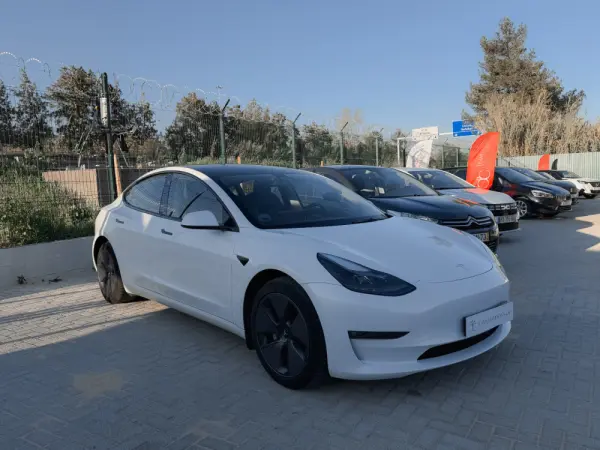 Tesla Model 3 Long Range Tração Traseira 4